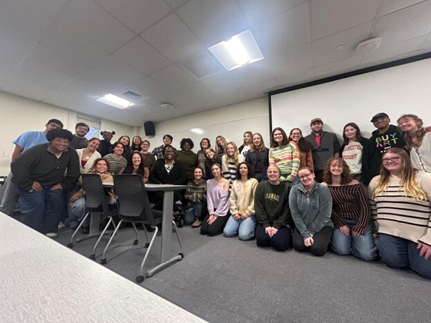 graduate and undergraduate students from the MSW and BSW courses of the Social Works Departments. 2